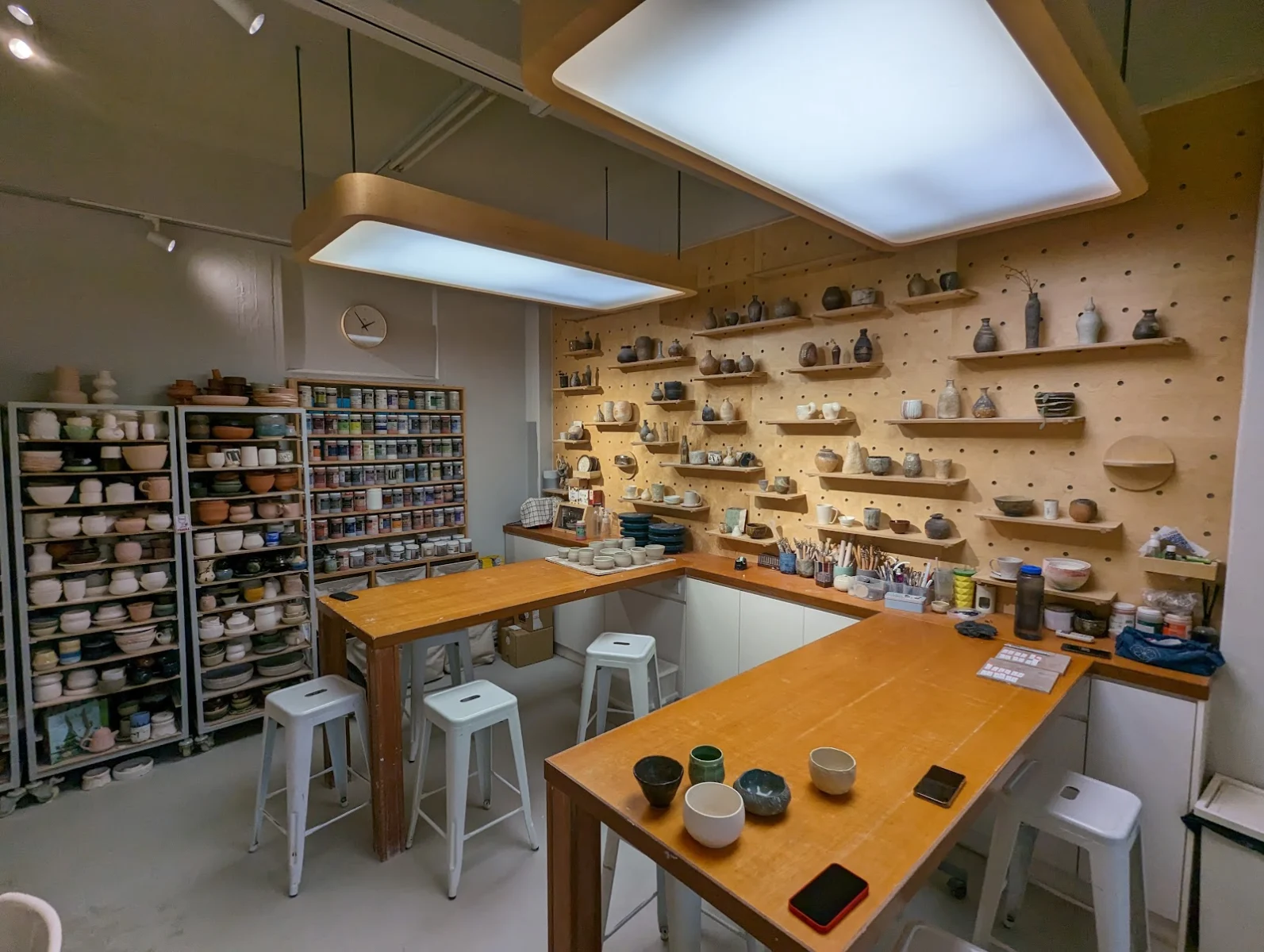 Best Pottery Classes For Kids and Hands-On Family Clay Workshops