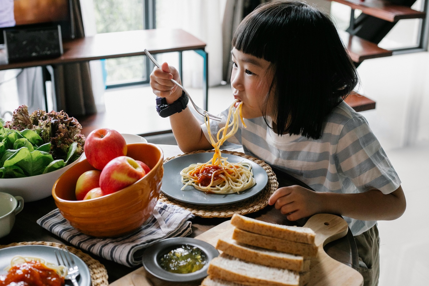 Kids with Big Appetites: Why Does My Child's Tummy Feel Like a Bottomless Pit?