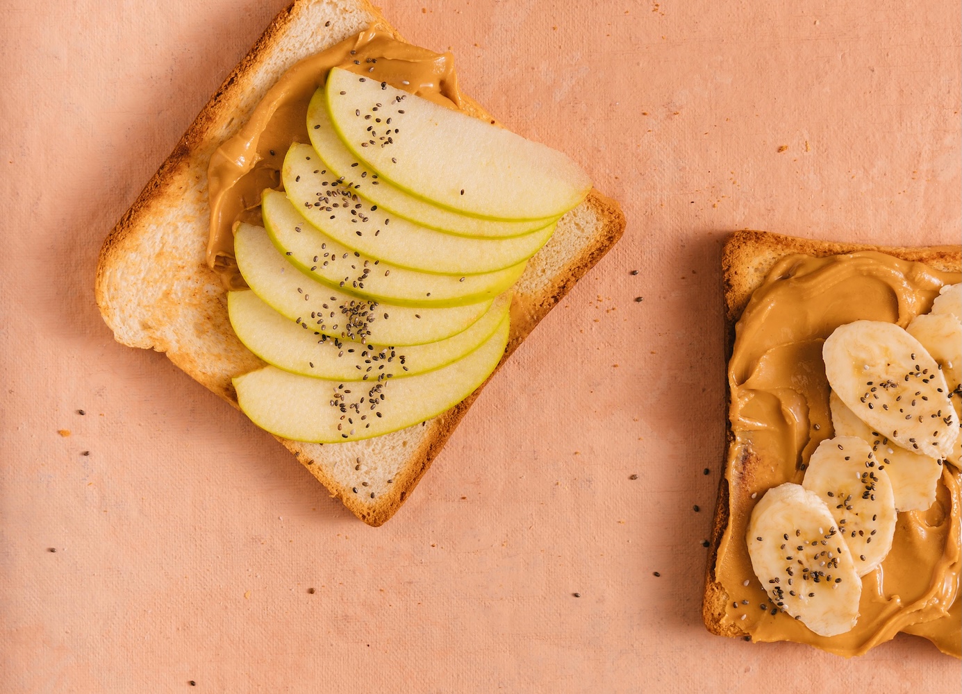Apple & Peanut Butter Apple slices with peanut butter
